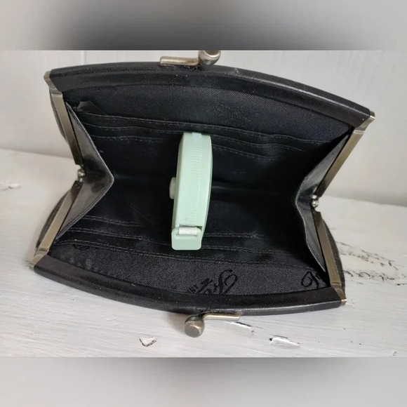 Fossil Wallet Clutch in Black Party Evening Wallet Leather Fur Kisslock - Picture 3 of 6